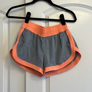 Champion workout shorts with inner lining. Size XS